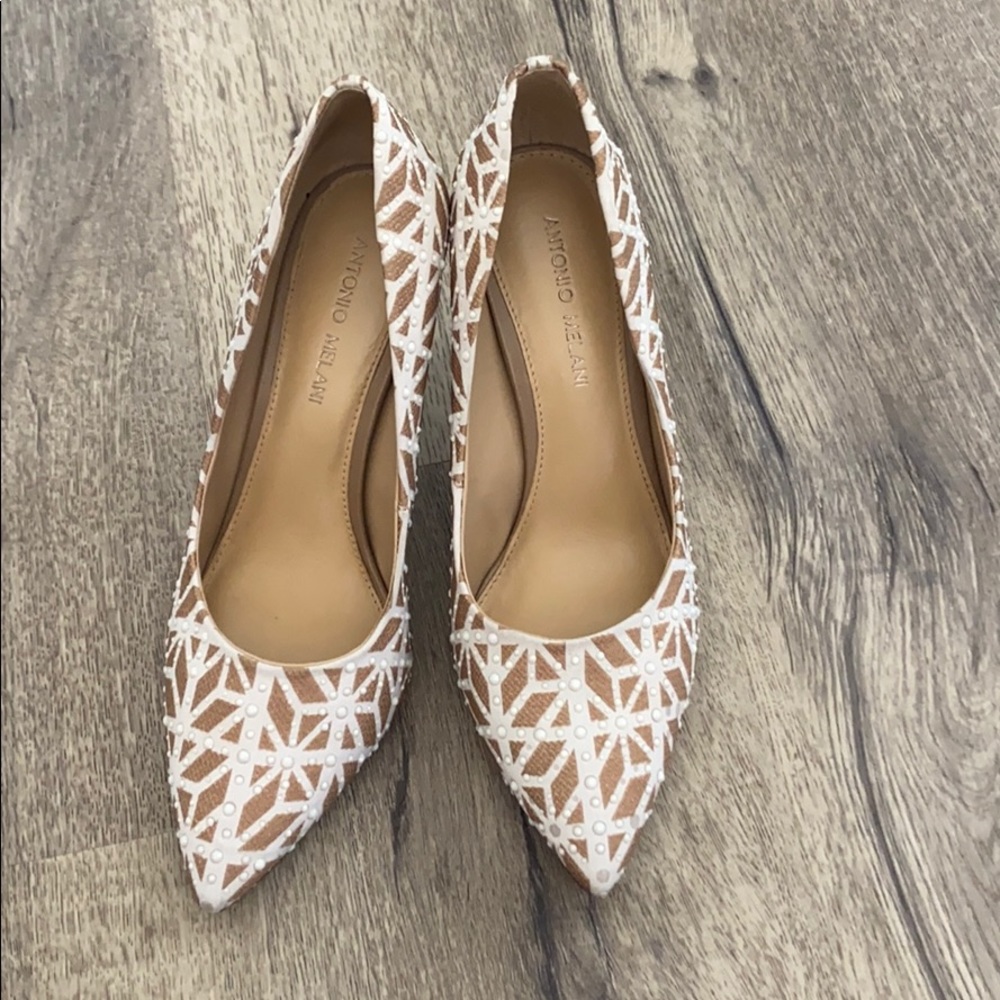 Antonio Melani | Elegant Shoes| Size 9| Stiletto
